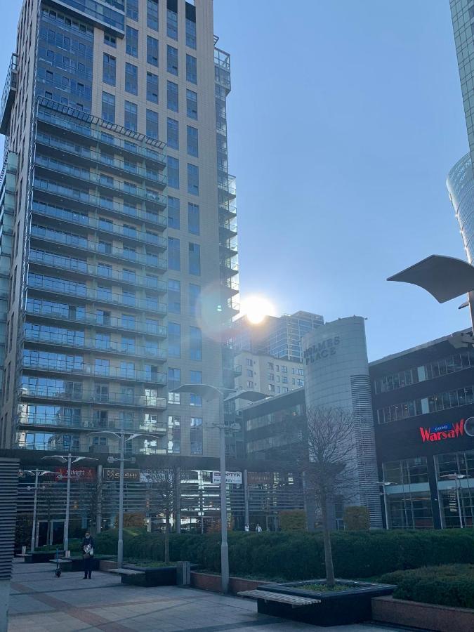 شقة وارسو  في Platinum Tower Green Star Apart المظهر الخارجي الصورة