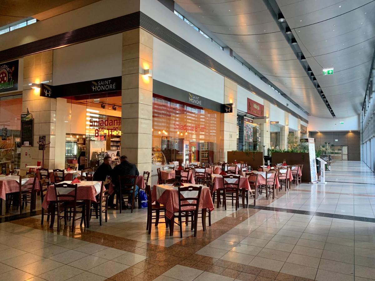 شقة وارسو  في Platinum Tower Green Star Apart المظهر الخارجي الصورة