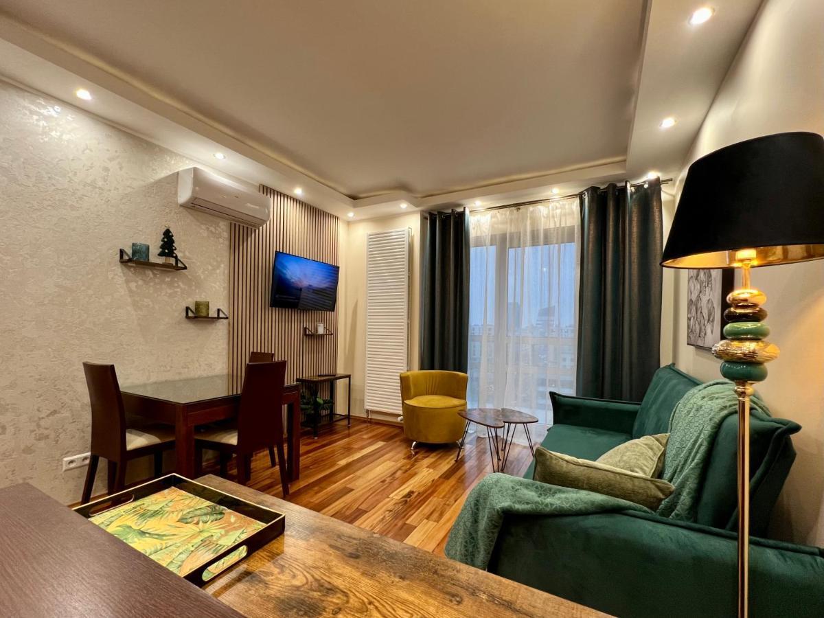 شقة وارسو  في Platinum Tower Green Star Apart المظهر الخارجي الصورة