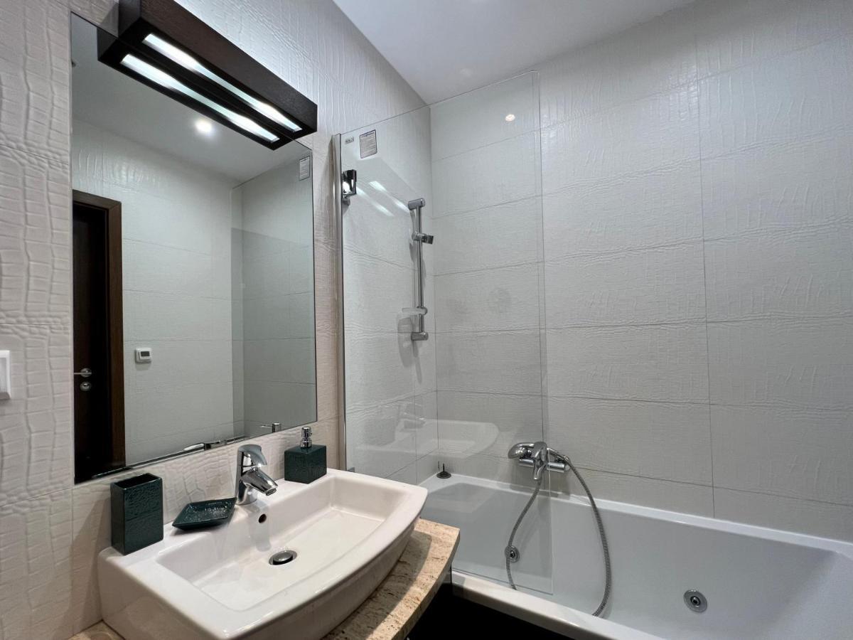 شقة وارسو  في Platinum Tower Green Star Apart المظهر الخارجي الصورة