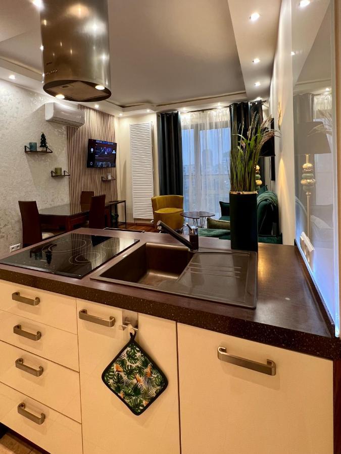 شقة وارسو  في Platinum Tower Green Star Apart المظهر الخارجي الصورة