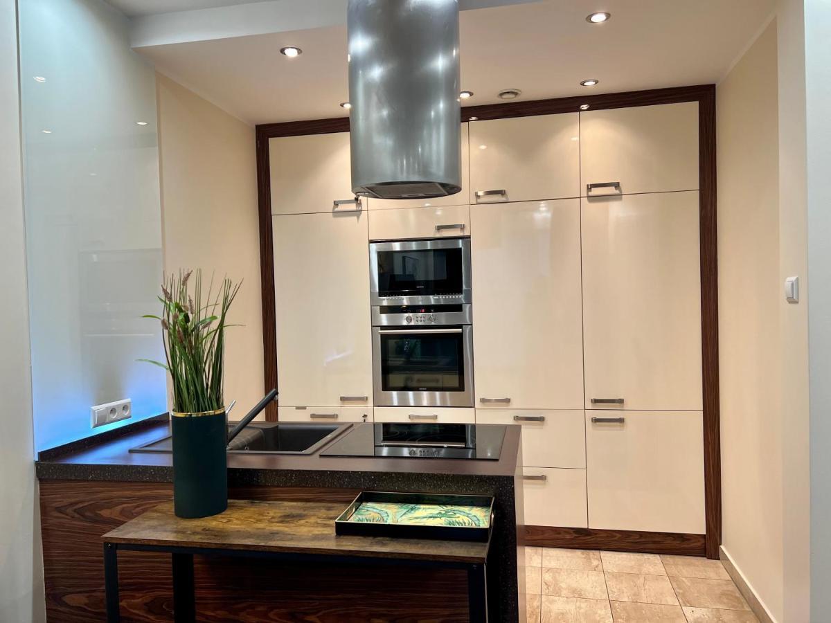شقة وارسو  في Platinum Tower Green Star Apart المظهر الخارجي الصورة